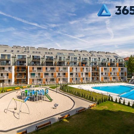 Feniks Kolobrzeg Podczele Basen, Silownia, Bawialnia - 365Pam Ngoại thất bức ảnh